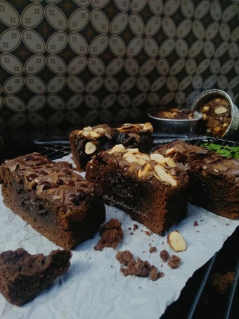 Cara Mudah Menyiapkan Resep Fudgy Brownies Shiny Crust yang Bisa Manjain Lidah Anti Ribet, Lezat Sekali