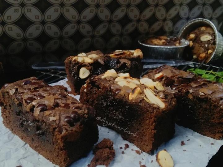 Cara Mudah Menyiapkan Resep Fudgy Brownies Shiny Crust yang Bisa Manjain Lidah Anti Ribet, Lezat Sekali