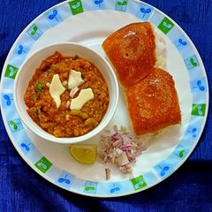 A picture of Butter cheese pav bhaji.