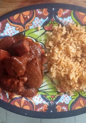 Una foto de Encacahuatado con carne de cerdo
