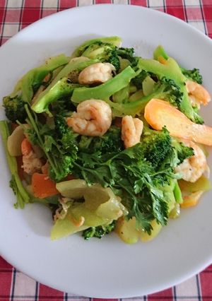 Hình của món Bông cải xanh xào tôm.