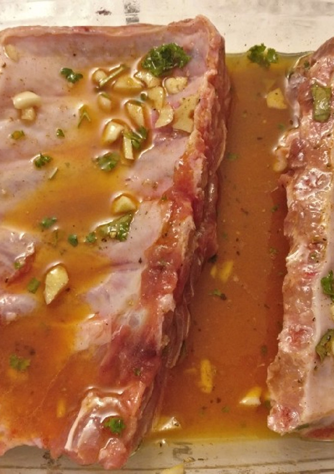 Una foto de Adobo para costilla asada