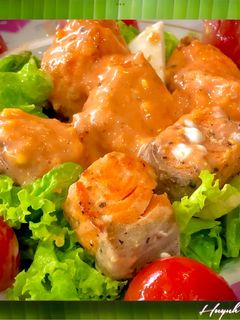 Hình của món Salad Cá Hồi Sốt Trứng, Tôm Khô.