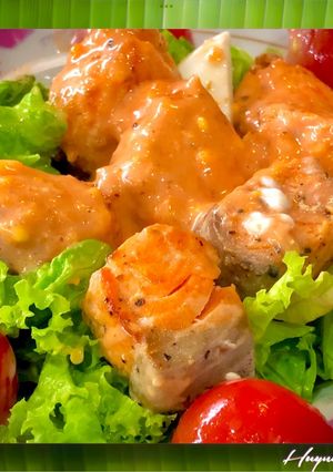 Hình của món Salad Cá Hồi Sốt Trứng, Tôm Khô.