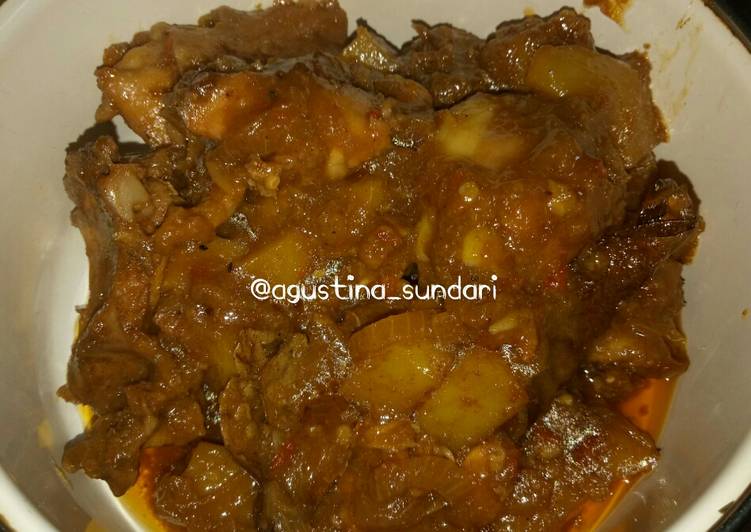 106. Semur Ayam Kentang