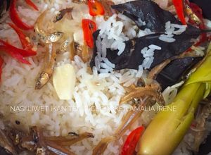 Foto resep Nasi liwet ikan teri ricecooker gampang bgt