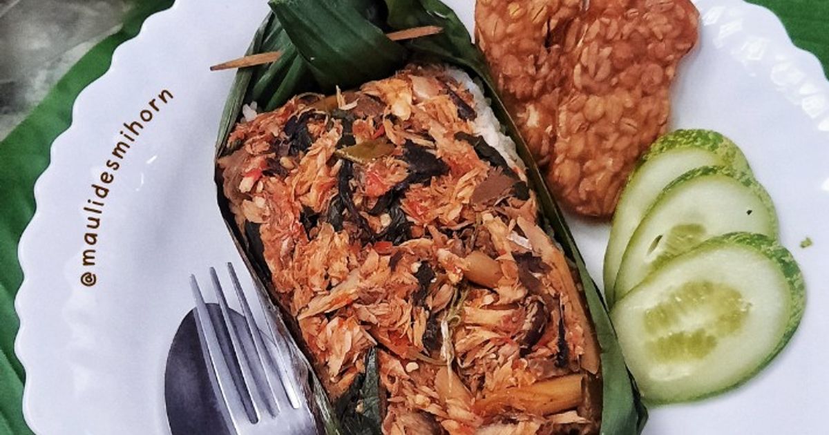 Nasi Bakar Tongkol Suwir Kemangi