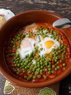 Una foto de Huevos al plato