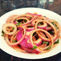 Laccha Onion Salad | Onion Ring Salad | Dhaba style Pyaz ka salad A picture of Laccha Onion Salad | Onion Ring Salad | Dhaba style Pyaz ka salad.