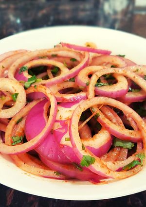 A picture of Laccha Onion Salad | Onion Ring Salad | Dhaba style Pyaz ka salad.