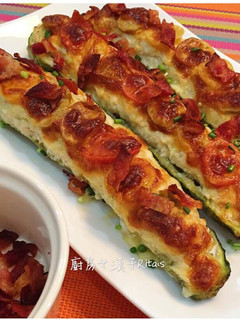 焗烤櫛瓜鑲雞肉 的食譜成品照片