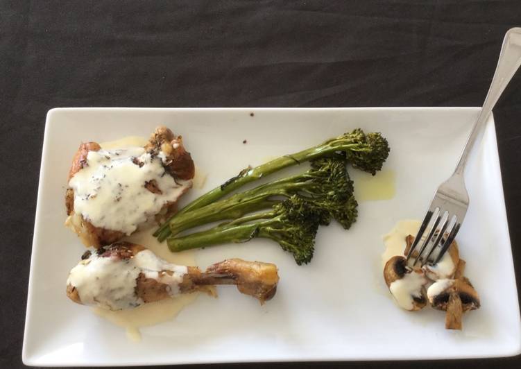 Muslitos de pollo con hierbas aromáticas y nata en Krock—Pot