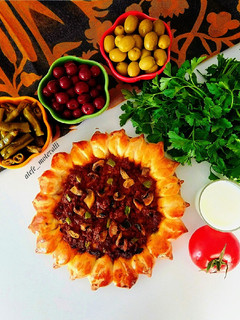 عکسی از دستور پیراشکی گل آفتابگردان