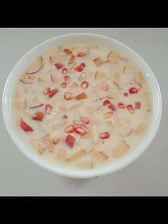 ફ્રુટ સલાડ (Fruit Salad Recipe In Gujarati) રેસીપી મુખ્ય ફોટો