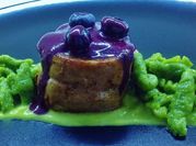 Una foto di filetto di maiale al rosmarino