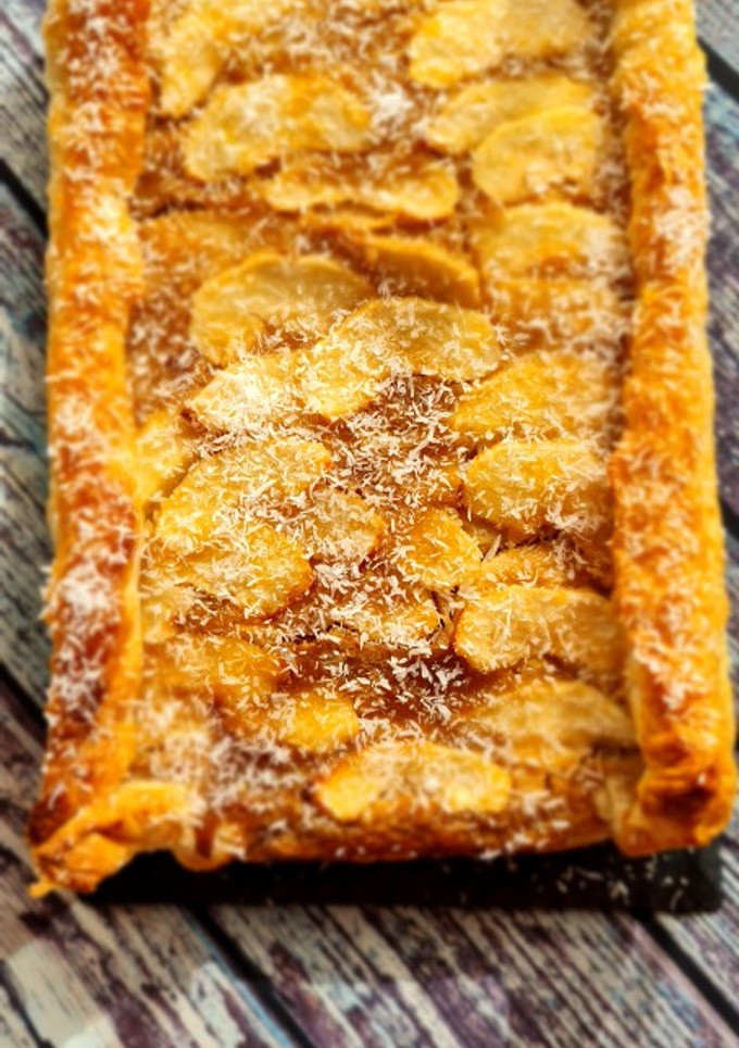 Una foto de Tarta de crema de coco y manzana en Monsieur Cuisine