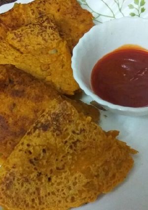 ओट्स बेसन चीला (Oats besan cheela recipe in Hindi) रेसिपी मुख्य फोटो