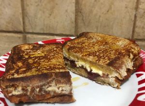 Una foto de Tostadas Francesas Rellenas