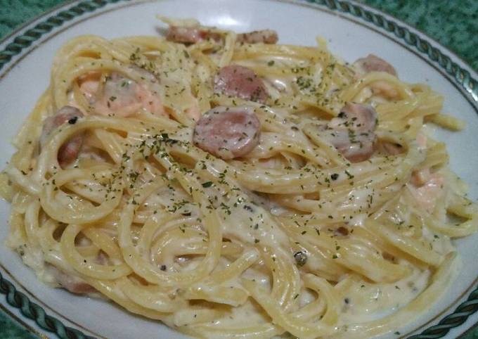 Resep Creamy Pasta Salmon Oleh Deazy Permata Sari Cookpad