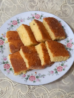 A picture of Vanilla tea cake 🎂 🎂 🍰.