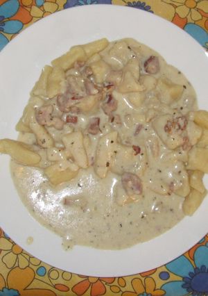 Tejszínes-baconös szósz recept fotója