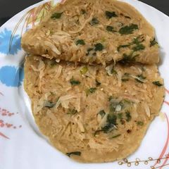 A picture of Radish Parantha.