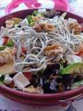 Ensalada de aguacate y gulas