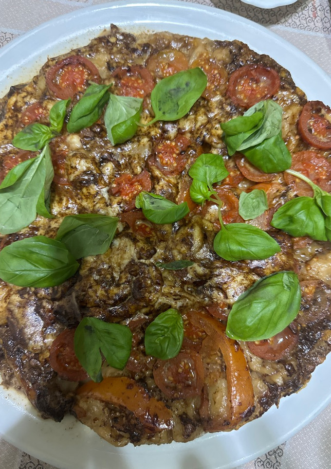 Una foto de 528. Ensalada Caprese tibia (picoteo)