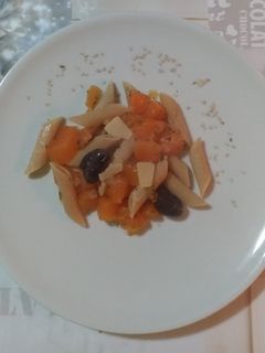 Foto di Penne con zucca e olive