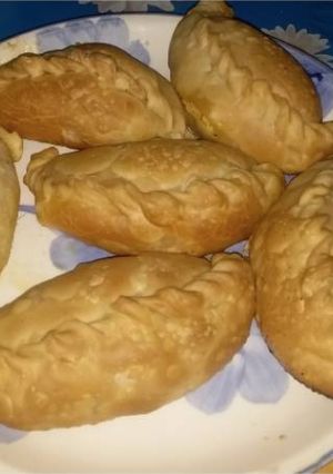 Una foto de Empanadas de pollo con masa casera🤗