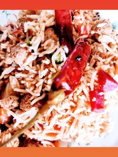 न्युट्रीला बीटरूट हेअल्थी पुलाव (Nutrela beetroot healthy pulav recipe in hindi) रेसिपी मुख्य फोटो