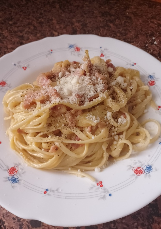 Una foto de Salsa Carbonara