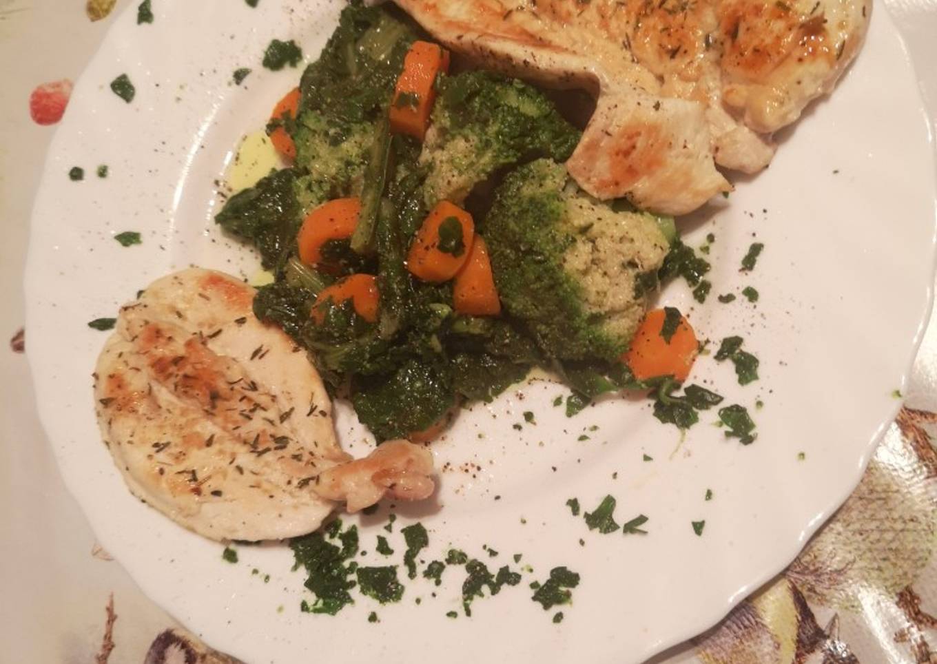 Pechugas de pollo con verduras