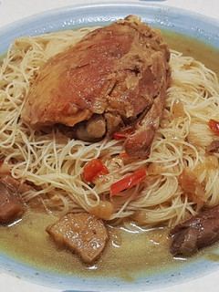 Una foto de Tajine de Pollo al coco estilo Thai