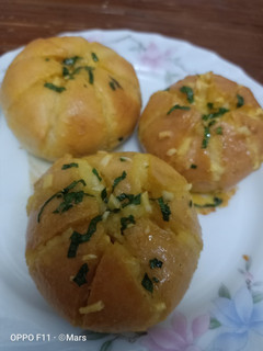Foto resep Korean Cream Cheese Garlic Bread