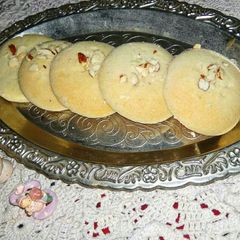 A picture of Eggless Coconut and Almond cookies.