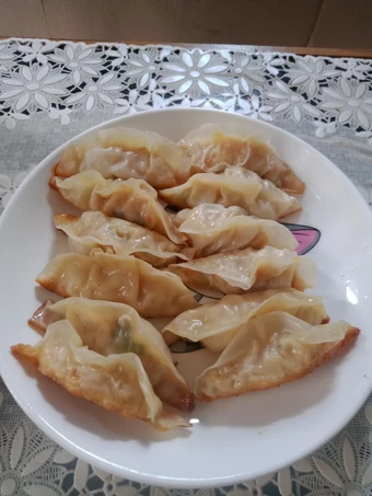 Langkah Gampang Menyiapkan Resep Gyoza yang Menggugah Selera Anti Ribet, Bisa Manjain Lidah
