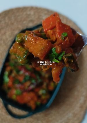 A picture of Veg kolhapuri.
