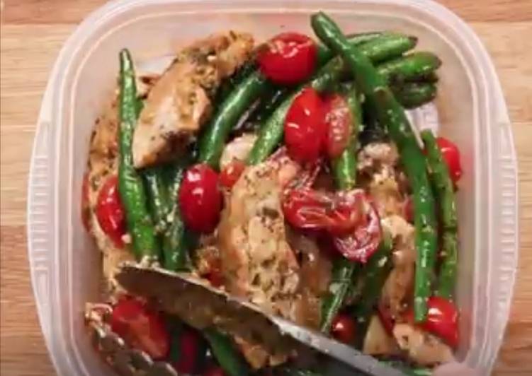 Simple Way to Make Ultimate Chicken and green beans