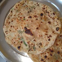 A picture of Aalo Parantha.