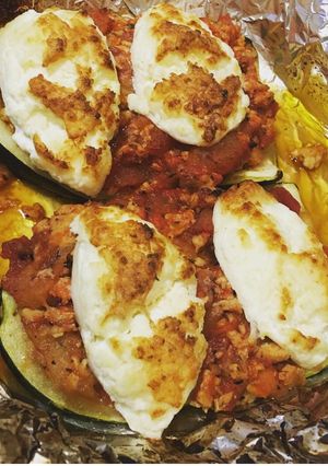 Una foto de Calabacines rellenos de pavo o pollo