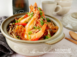 鮮蝦沙茶粉絲煲_電鍋料理 的食譜成品照片