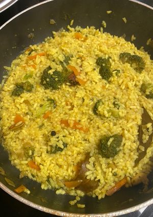 Una foto de Pulao de verduras y arroz