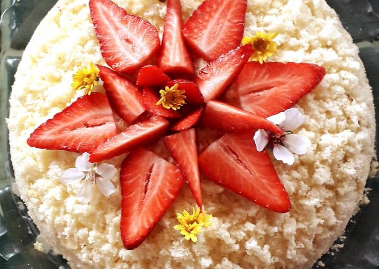 Torta Mimosa con Fragole
