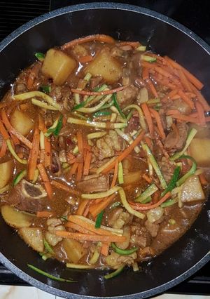A picture of LeVié Shortrib Curry.