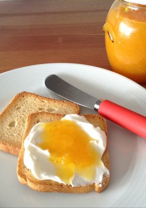 Una foto de Mermelada de naranja