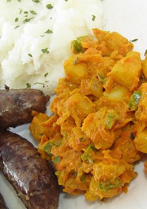 A picture of Carrot & Potato Curry.