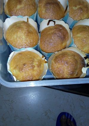 A picture of Vanilla cup cake.