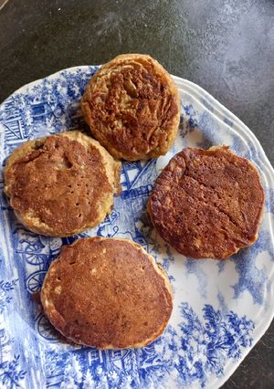 Una foto de Hot cakes de manzana