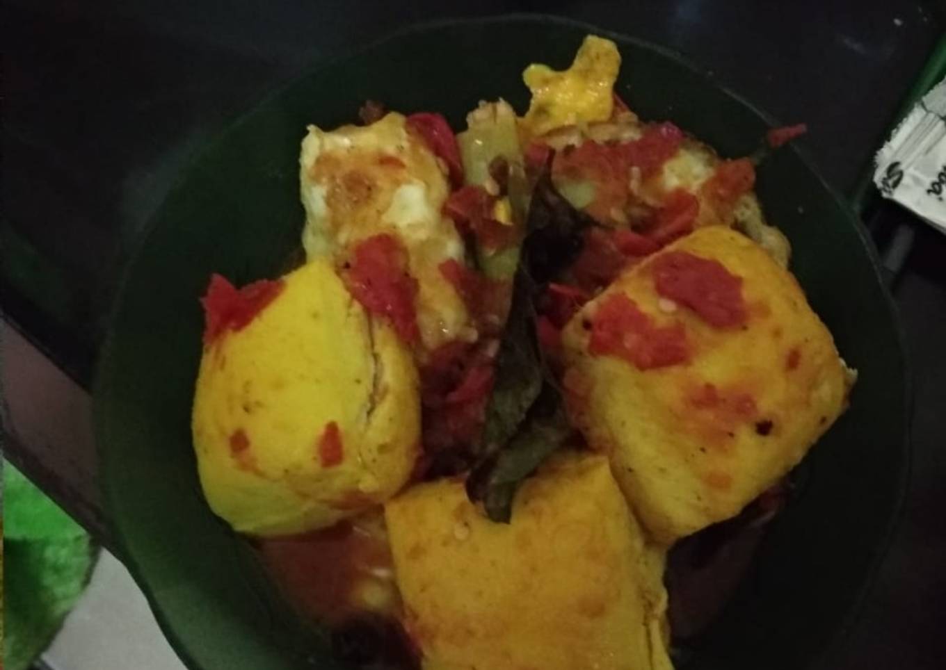 Telur Ceplok dan Tahu Bumbu Balado